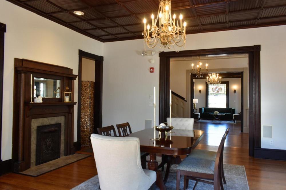 Sparrow Grove Manor Monroe Zewnętrze zdjęcie