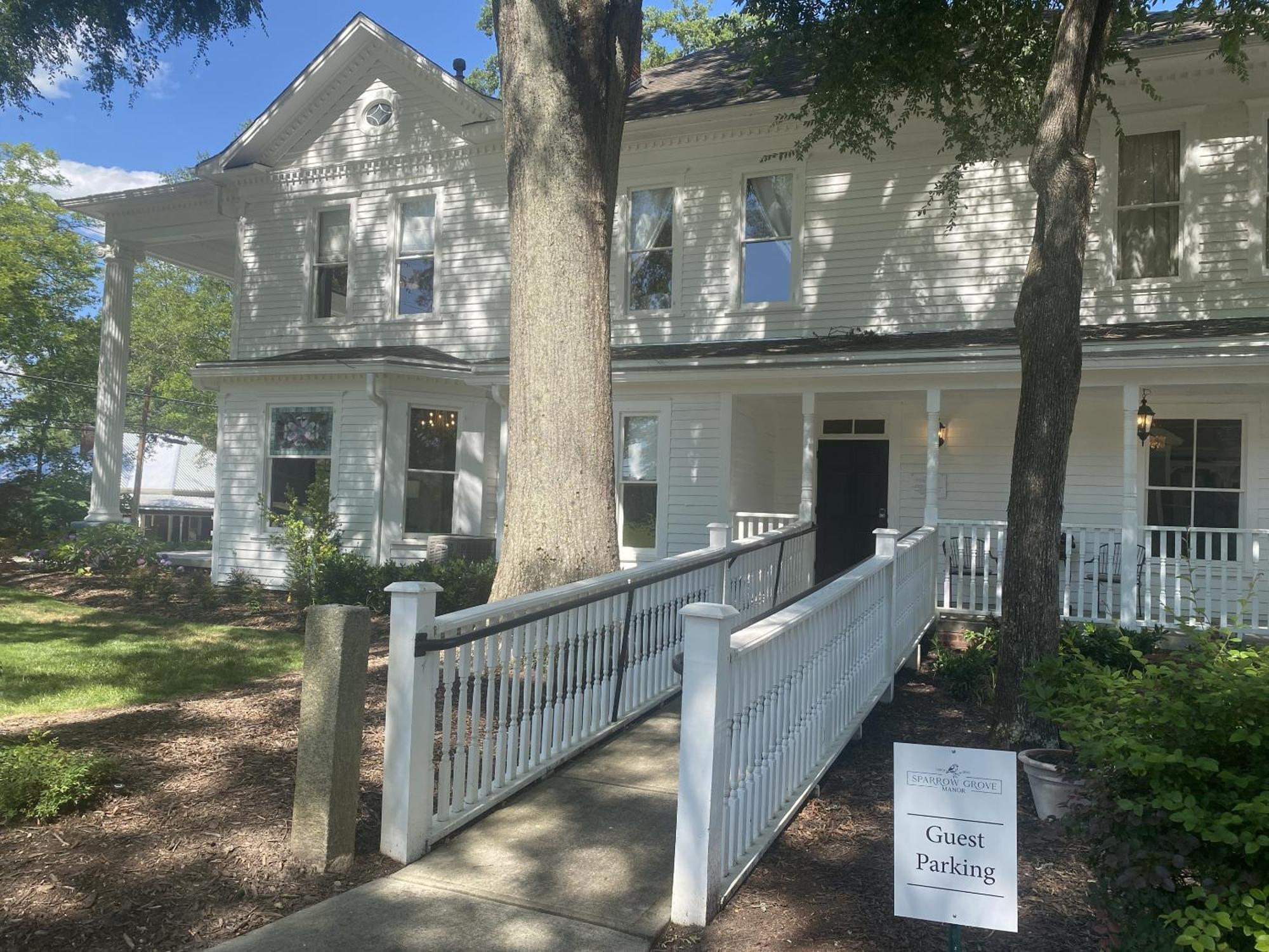 Sparrow Grove Manor Monroe Zewnętrze zdjęcie