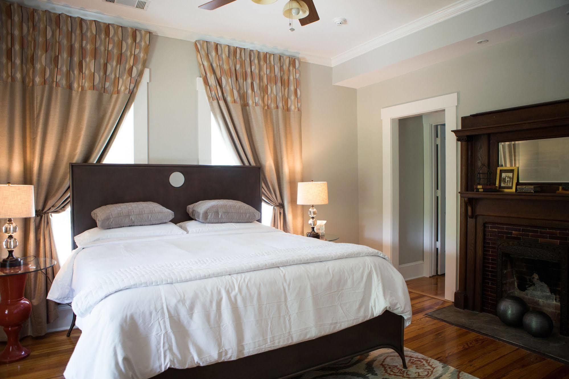 Sparrow Grove Manor Monroe Zewnętrze zdjęcie